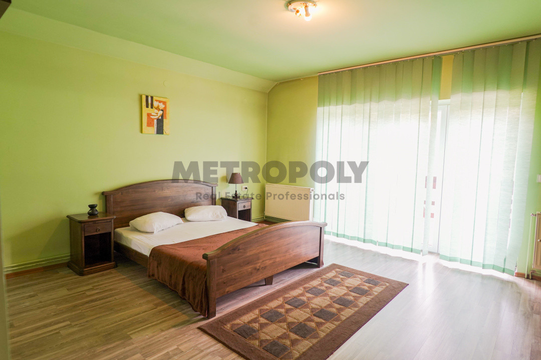 Proprietate Gura Râului – 853 mp teren, 320 mp utili, pensiune sau casa locuit