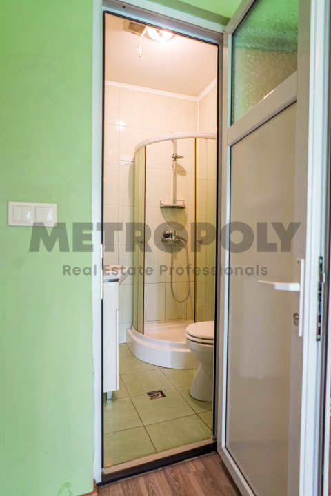Proprietate Gura Râului – 853 mp teren, 320 mp utili, pensiune sau casa locuit