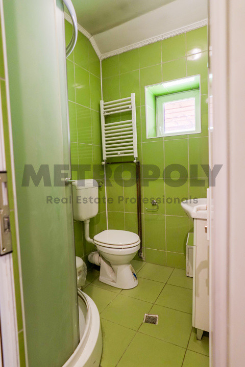 Proprietate Gura Râului – 853 mp teren, 320 mp utili, pensiune sau casa locuit