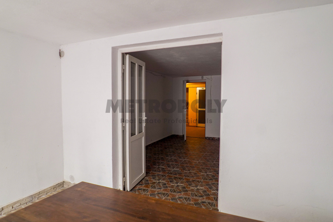 Proprietate Gura Râului – 853 mp teren, 320 mp utili, pensiune sau casa locuit